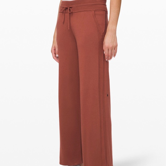 lululemon athletica Pants - Lululemon in the comfort zone pant